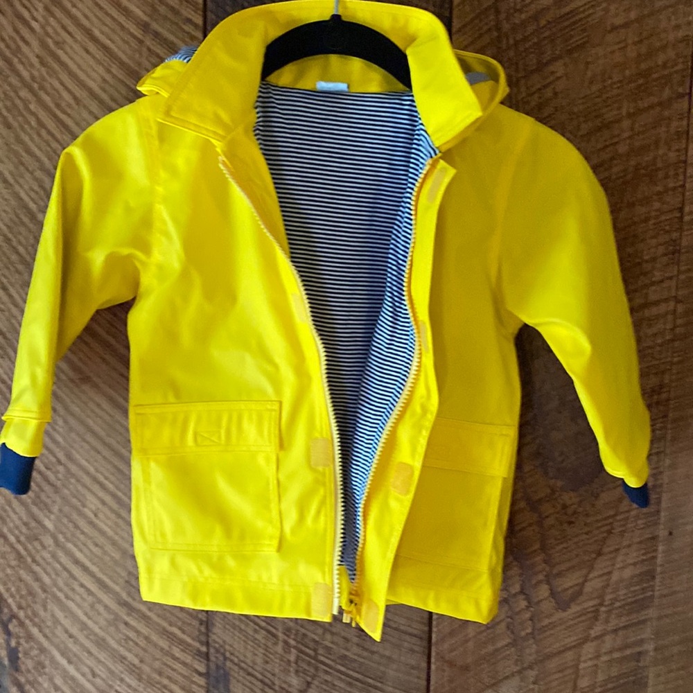 NWOT Petit Bateau adorable raincoat (24m), yellow w/ navy & white striped lining